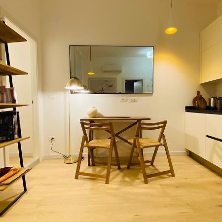 Piazzaborsa Charme Apartment ตรีเอสเต ภายนอก รูปภาพ