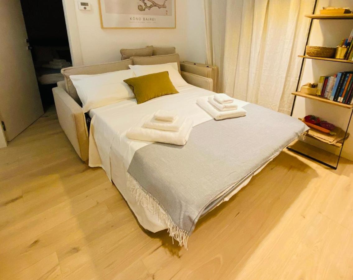 Piazzaborsa Charme Apartment ตรีเอสเต ภายนอก รูปภาพ