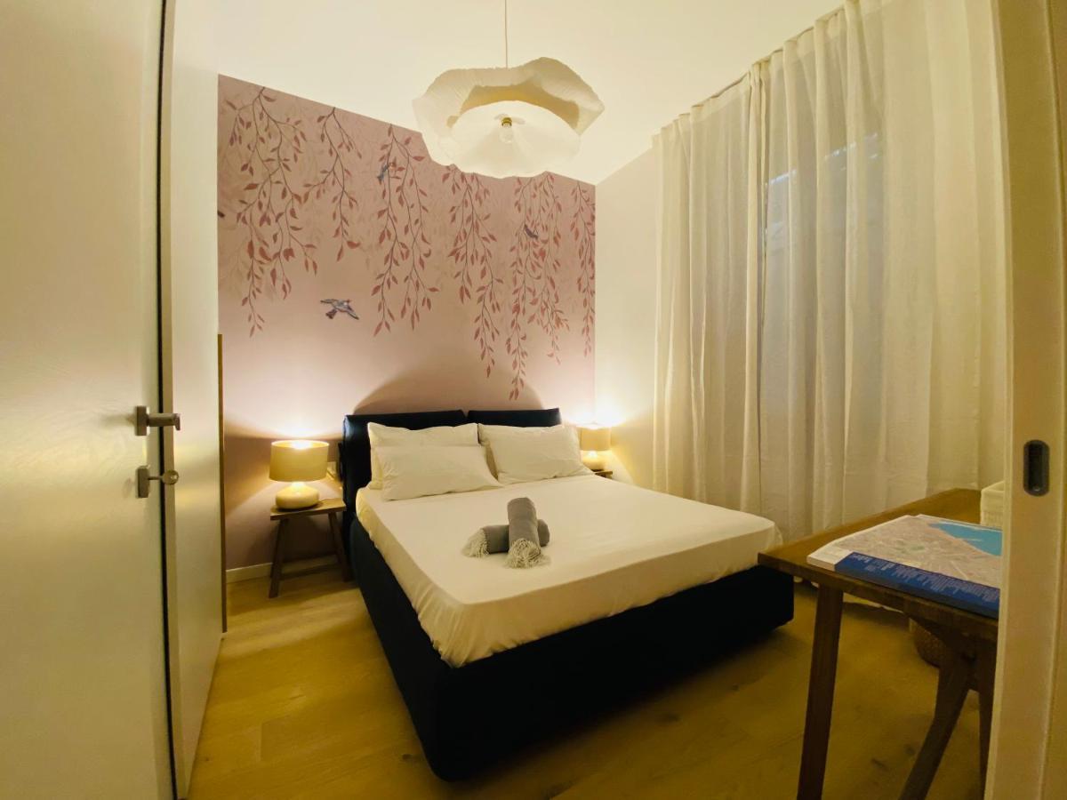 Piazzaborsa Charme Apartment ตรีเอสเต ภายนอก รูปภาพ